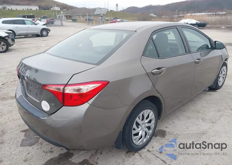 2019 Toyota Corolla Le z USA, uszkodzony, nr VIN 2T1BURHE0KC135165